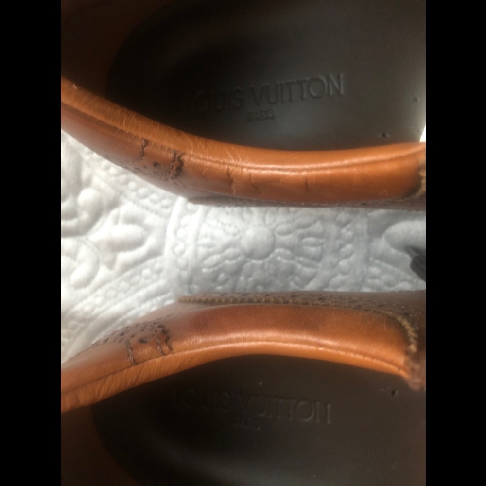 Brown Louis Vuitton sneakers - Picture 7 of 8
